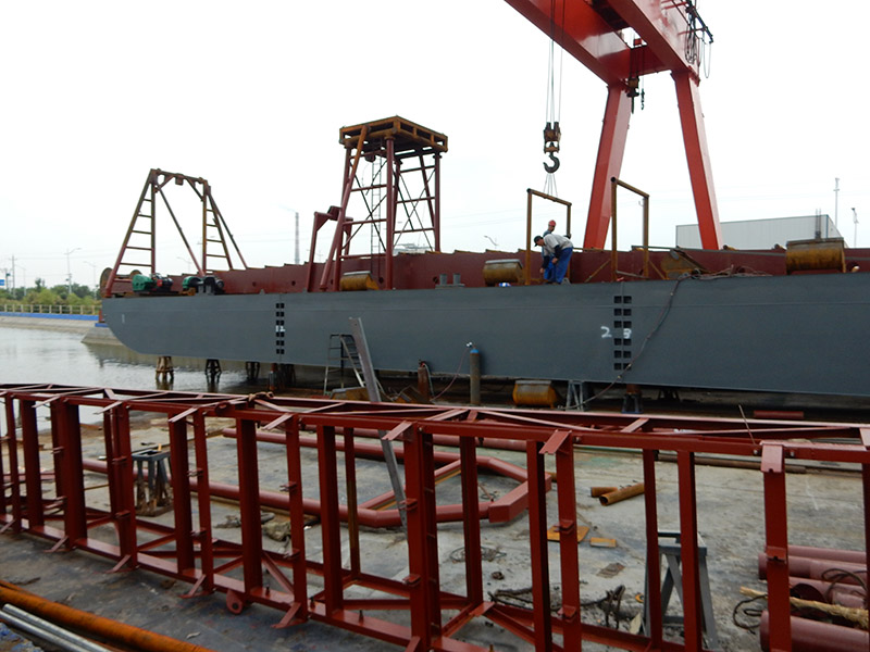 Bucket Chain Dredger Building